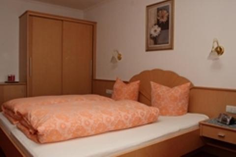 Hotel Garni Sonnenheim Fiss Oda fotoğraf